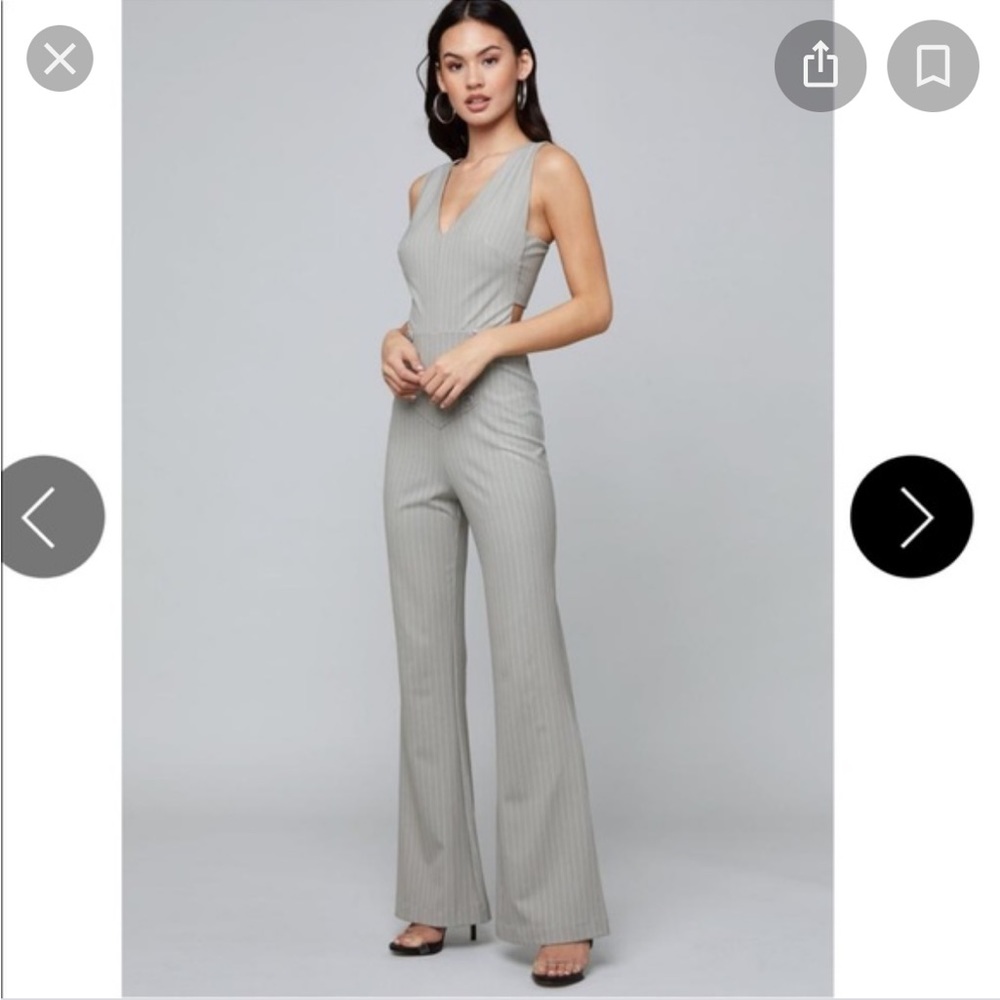 Bebe mitered light grey pinstripe side cutout flare leg jumpsuit sz 2